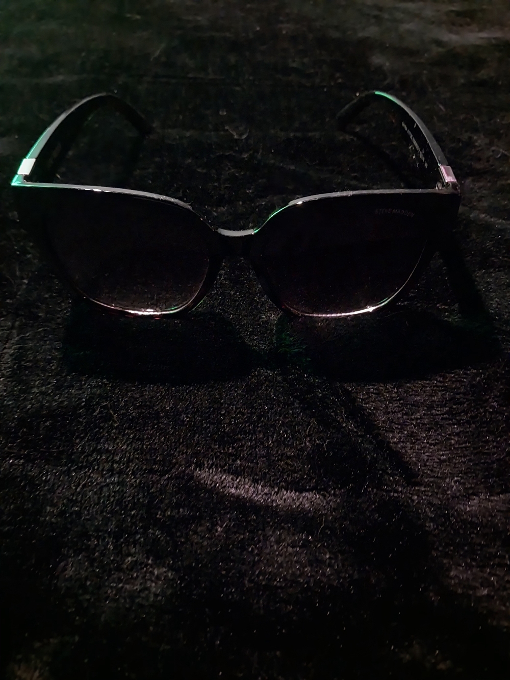Steve Madden Black Oversized Women's Sunglasses